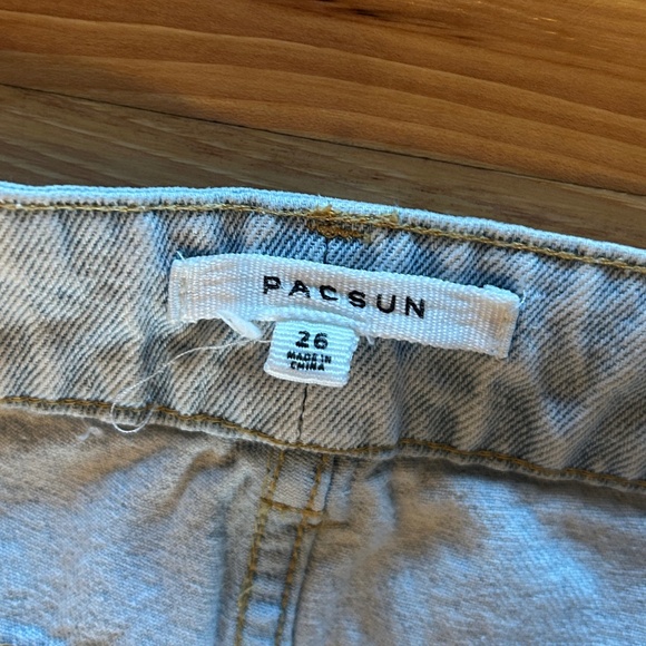 Pacsun Women's Light Wash Distressed Elastic Ankle Jogger Jeans size 26 - Picture 4 of 4